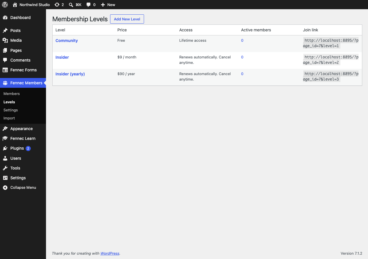 Fennec Members membership levels screen listing a free level, a $9 monthly level and a $90 yearly level